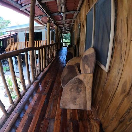 Tree House Samanea Lodge Limón Exterior foto